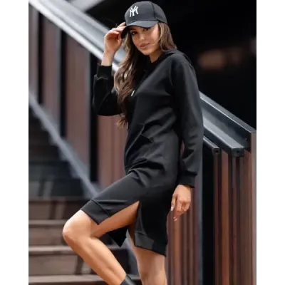 Ležérní šaty s kapucí černé MODA523