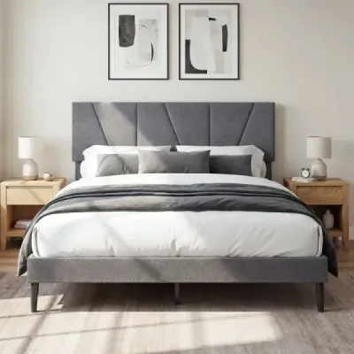 Rám manželské postele 160 x 200 cm s výškově nastavitelným geometrickým čelem, tmavě šedý.