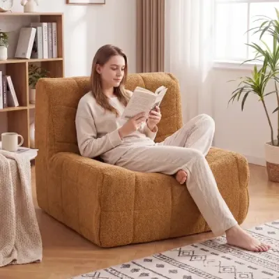 Podlahové sedací vaky s jednodílnou pěnovou výplní a potahem z plyšového materiálu s ozdobnými knoflíky, hnědé
