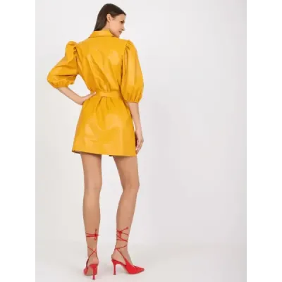 Žluté košilové šaty z umělé kůže MODA8478