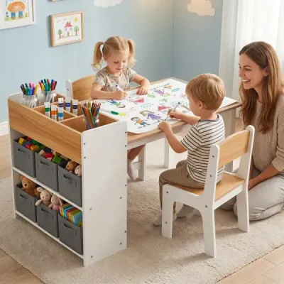 Dětský stůl ze dřeva, dětská sedací souprava se 2 židlemi, 4 přihrádkami, 6 látkovými košíky a rolí papíru, přírodní