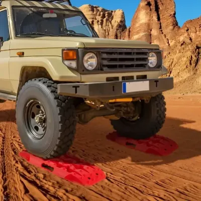 2 kusy nárazníků pískové desky offroad žebřík na písek/bláto/sníh 10 tun červená