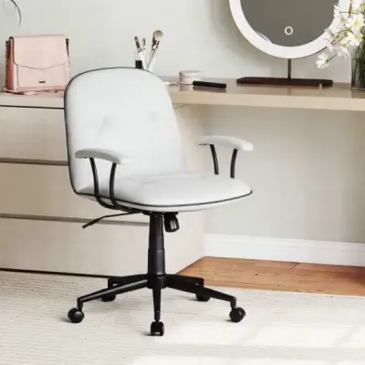 Ergonomická kancelářská židle, kancelářská židle z umělé kůže s polstrovanými područkami a širokým sedákem, bílá