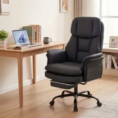 Ergonomická kancelářská židle, výškově nastavitelná manažerská židle s 5 kolečky a výsuvnou opěrkou nohou, černá