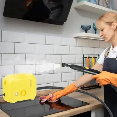1500W parní čistič Tlak páry: 3 bary, doba zahřátí: 15 s, teplota: až 180 ℃ Ruční parní čistič žlutý