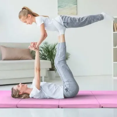 Gymnastická podložka s odnímatelným potahem z PU kůže 240 x 117 x 5 cm Fialová + růžová