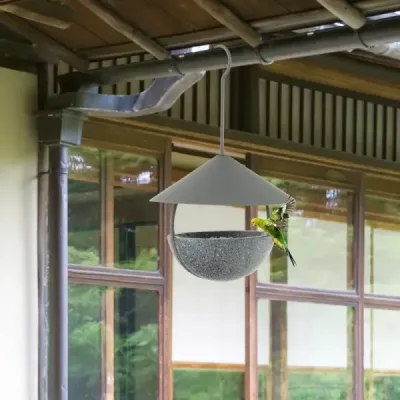 Krmítko pro ptáky na zavěšení 2 v 1 krmítko pro ptáky a ptačí vana Grey