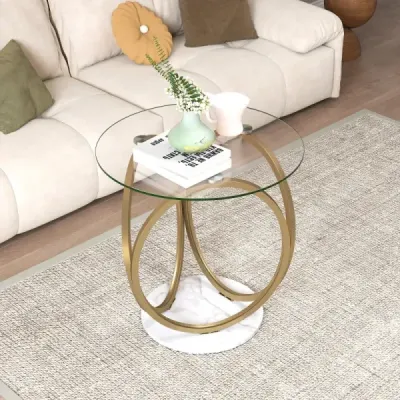 Minimalistický skleněný stůl s geometrickým zlatým kovovým rámem Moderní konferenční stolek