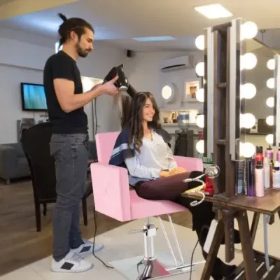 Kadeřnické křeslo, křeslo do kadeřnictví s výkonným hydraulickým čerpadlem, křeslo pro stylisty do kosmetického salonu, růžové
