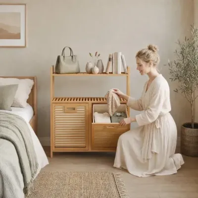 Koš na prádlo s objemem 27 l, zvýšenými okraji a 2 přihrádkami z bambusu, 80 x 30 x 92 cm, přírodní