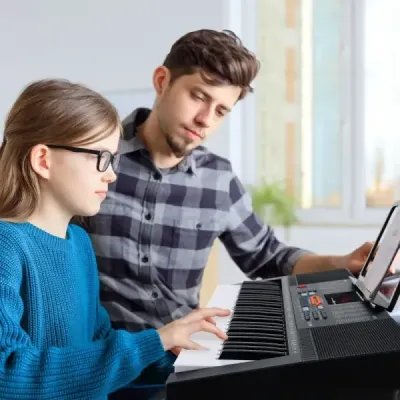 Klávesové piano pro začátečníky s 61 klávesami Digitální piano s 300 tóny