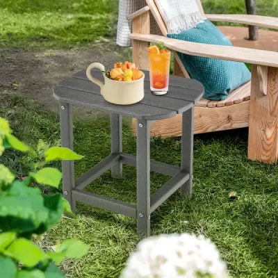 Sada 2 bočních stolků z HDPE Odolný proti povětrnostním vlivům Zahradní stůl Adirondack Malý konferenční stolek šedý