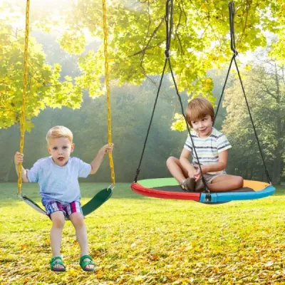 Dvoudílná houpačková souprava s nastavitelnými lany a 2 závěsnými dráhami pro terasu, hřiště a dvůr Barevné