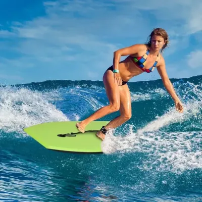 Bodyboard lehká plavecká deska s jádrem EPS a povrchem XPE na pláž pro děti a dospělé 94cm/106cm zelená