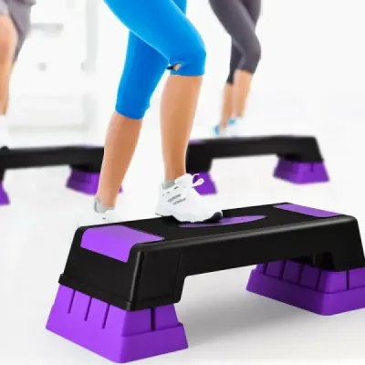 Výškově nastavitelný aerobní stepper se 3 úrovněmi 12 / 17 / 22 cm, fitness stepper, fialový