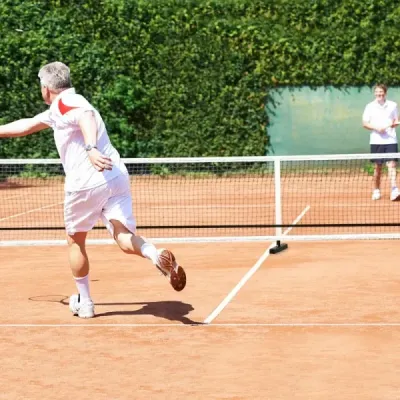 Přenosná síť na pickleball s kovovými trubkami silná polyesterová síť a taška na přenášení z oxfordské tkaniny odolná vůči povětrnostním vlivům sportovní síť dlouhá 670 cm