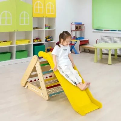 Lezecká hračka pro batolata Trojúhelníková prolézačka 4 v 1 s rampou Vícebarevná