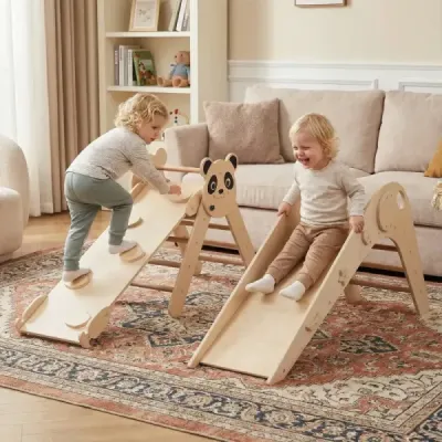 Sada lezeckých trojúhelníků Skládací lezecká sada Montessori ze dřeva s motivem pandy Přírodní