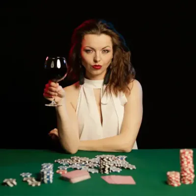 500dílná pokerová souprava s žetony & hracími kartami & kostkami & žetony dealera & stříbrným ubrusem