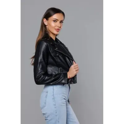 Krátká dámská koženková bunda MODA8039 černá