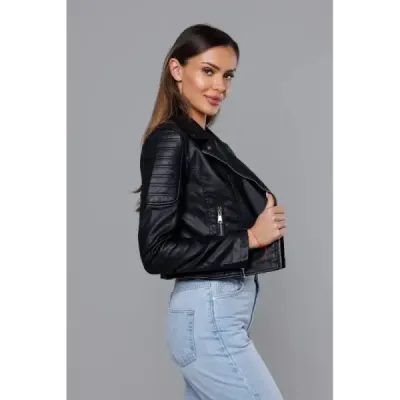 Krátká dámská koženková bunda MODA8028 černá