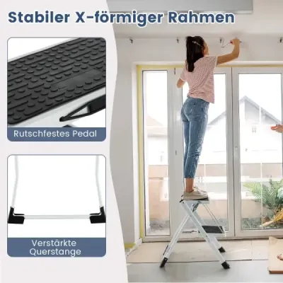 Skládací žebřík se 2 stupni Skládací žebřík o šířce 20 cm s nosností do 150 kg