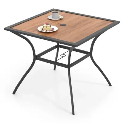 Zahradní stůl s deskou ve vzhledu dřeva Stůl na terasu s nastavitelným otvorem pro slunečník 85 x 85 x 74 cm